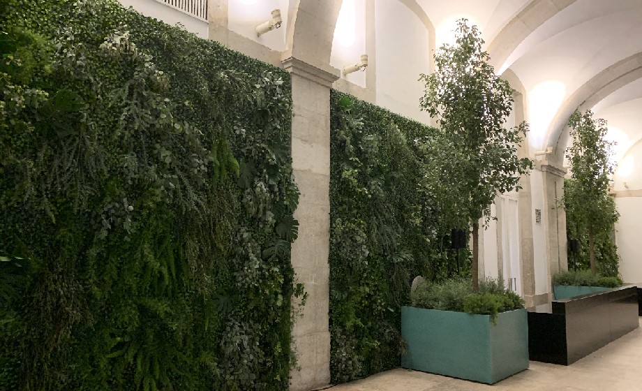 GREEN GARDENS & DESIGN